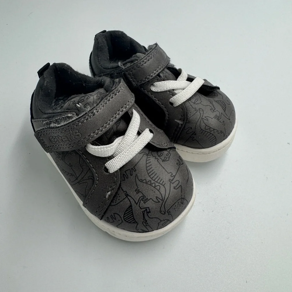 Carter's Toddler Boys Size 3M Dark Gray Dinosaur Print Baby Shoes Sneakers Walk